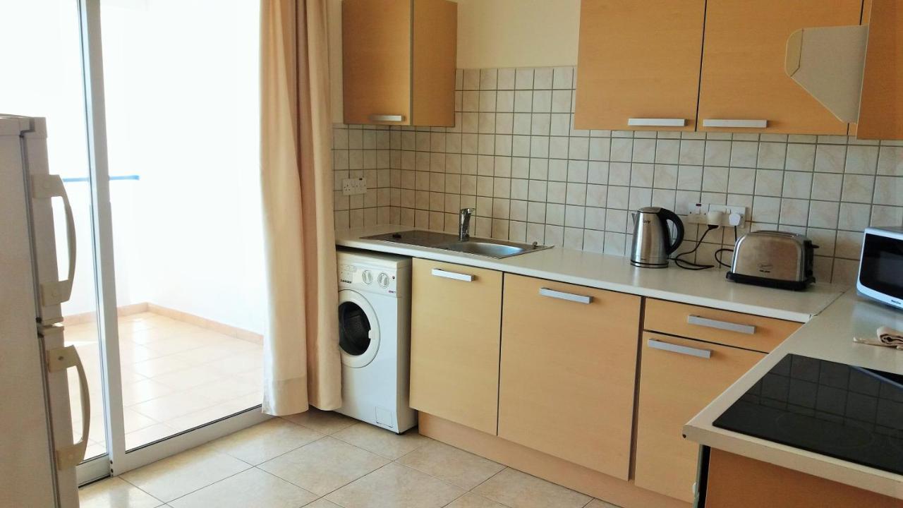403 Apartment Carisa Artemis Court Larnaca Ngoại thất bức ảnh