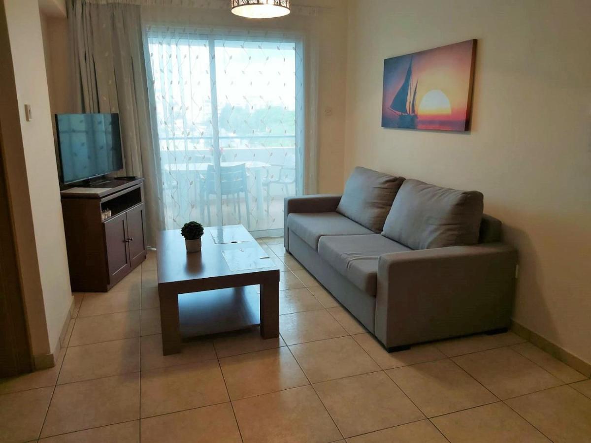 403 Apartment Carisa Artemis Court Larnaca Ngoại thất bức ảnh